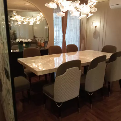 Luxe Dining Table